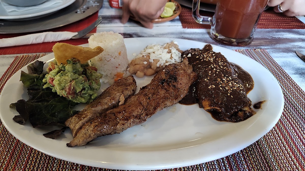 Desde 1945 La Bugambilia-8